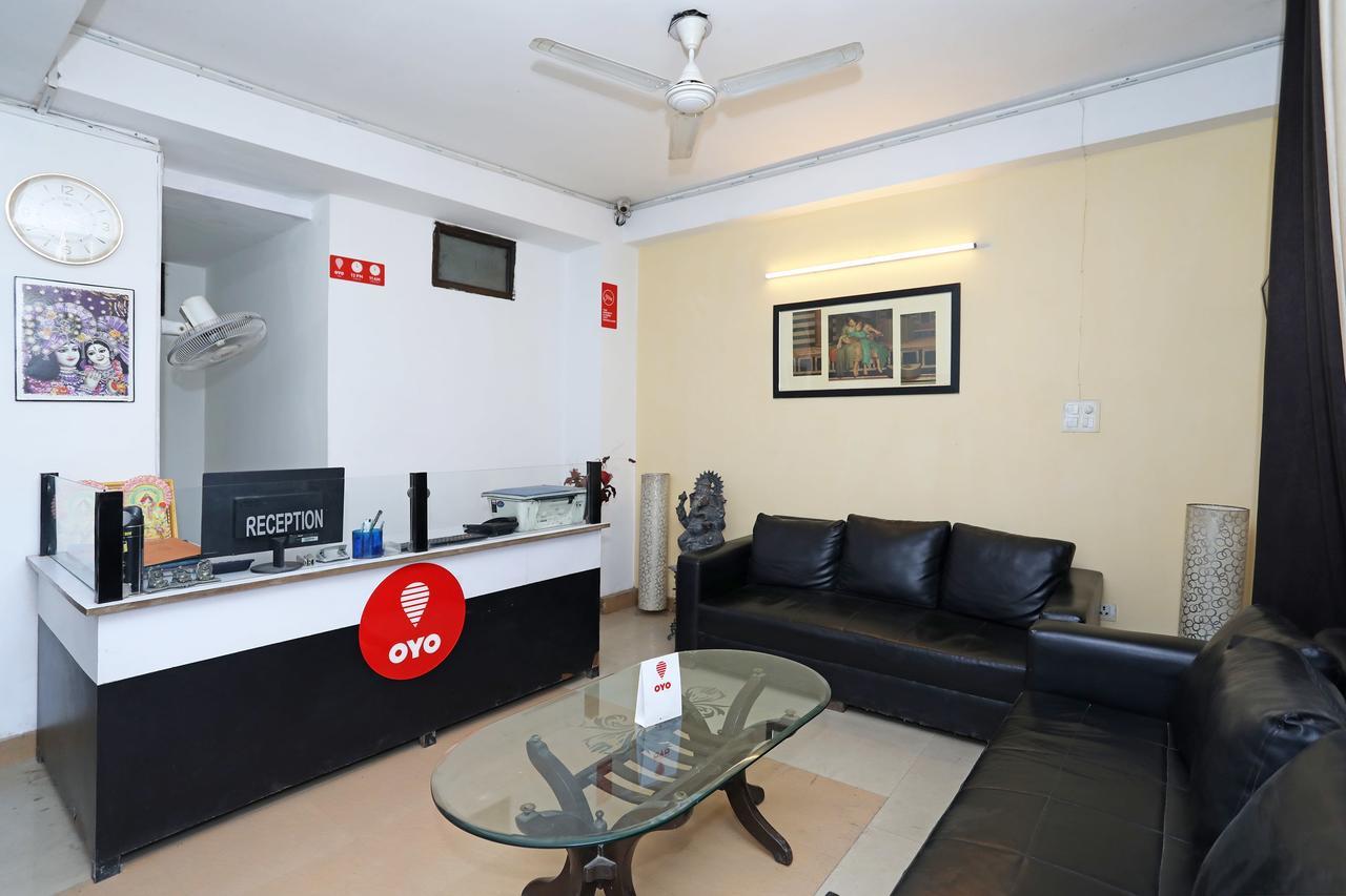 Oyo 11392 The Hotel Grand Hospitality Νόιντα Εξωτερικό φωτογραφία